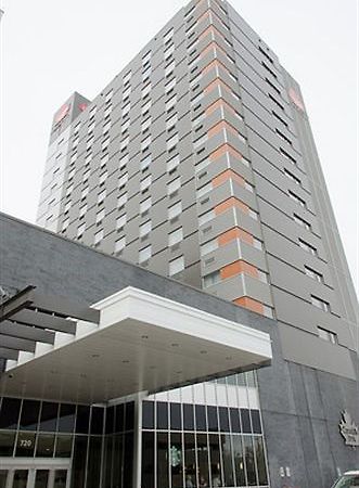 Canad Inns Health Sciences Centre Виннипег Экстерьер фото